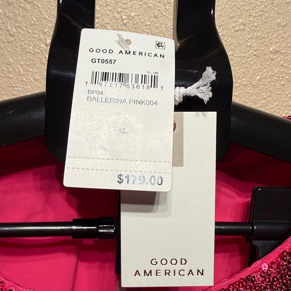 Women’s plus size bright pink sequin Crop jacket size 3x Good American $179 - Picture 5 of 8